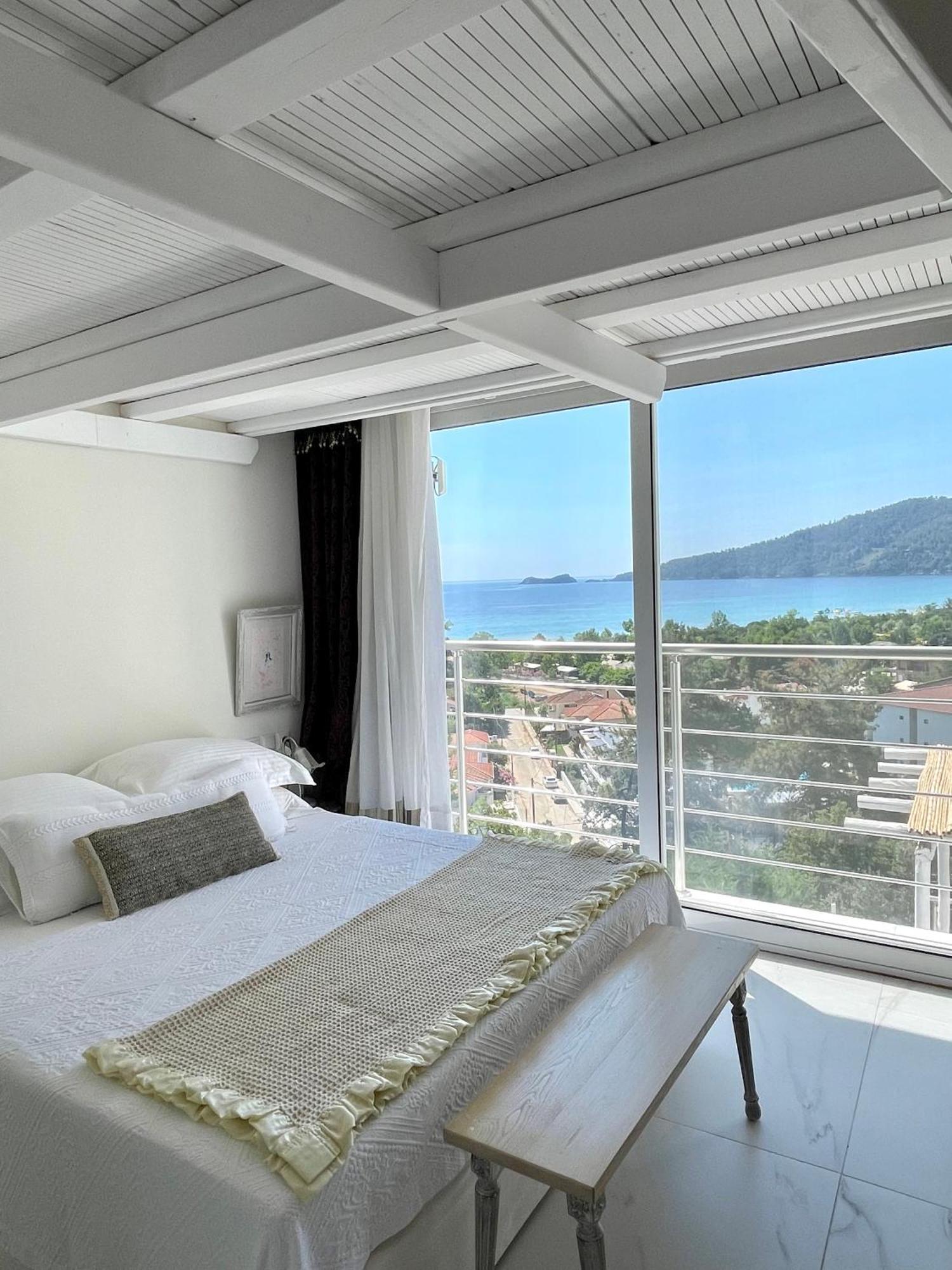 Mare Monte Small Boutique Hotel Chrisi Ammoudia Exterior foto